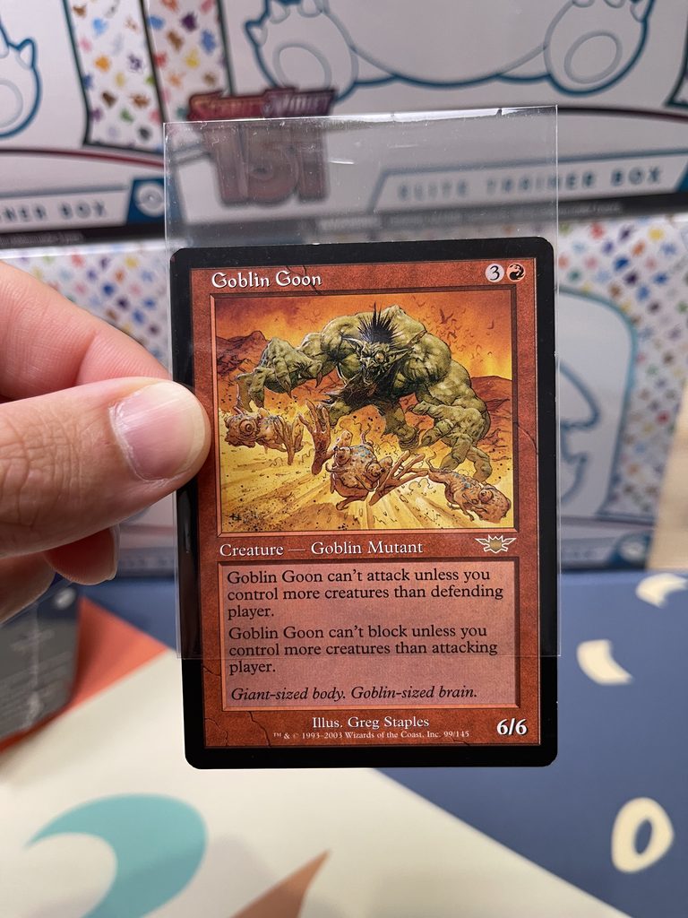 Doble enfundado de cartas Pokémon con Perfect Size y Dragon Shield